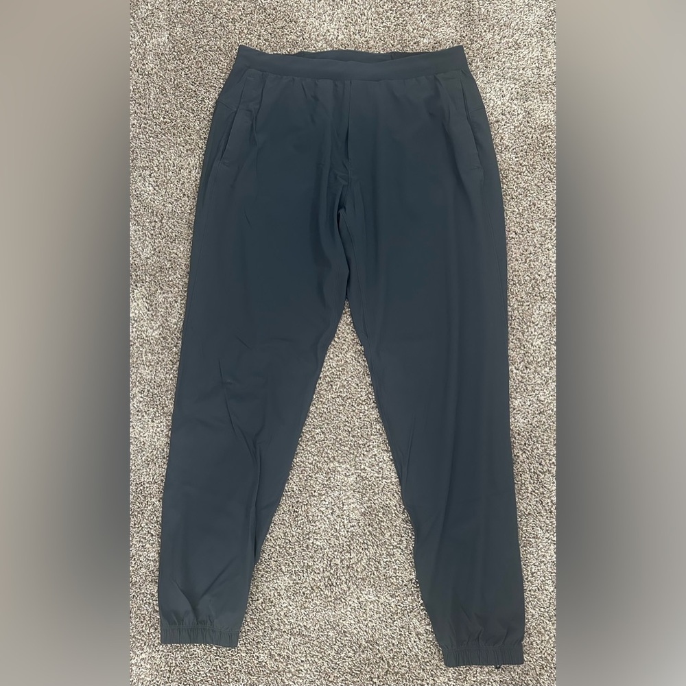 Lululemon Men's XL Dark Olive Lightweight ABC Joggers Tapered w/Zipper at Ankle